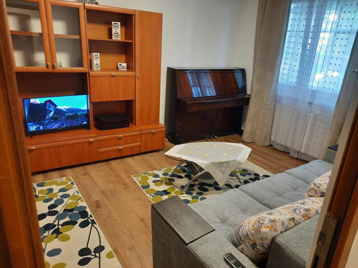 胡内多阿拉Apartament Zona Centrala公寓 外观 照片
